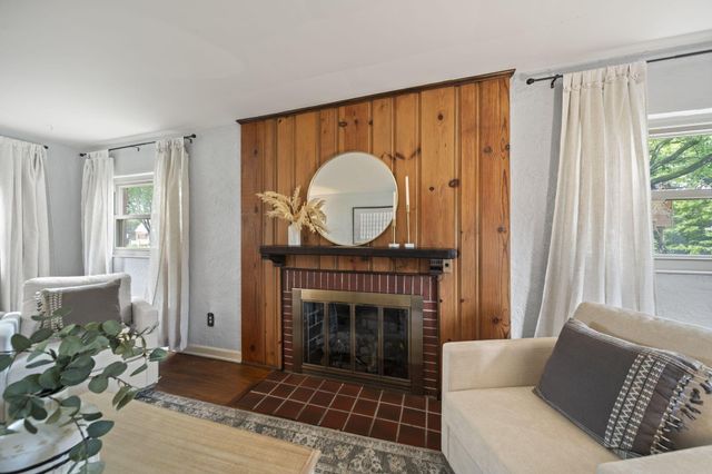 664 Brookside Drive, Columbus, OH 43209