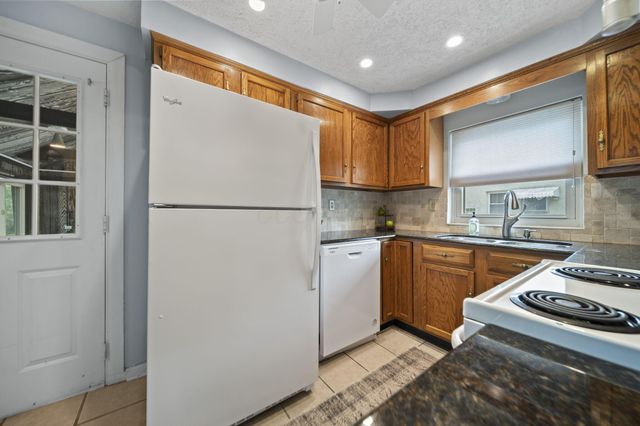 664 Brookside Drive, Columbus, OH 43209