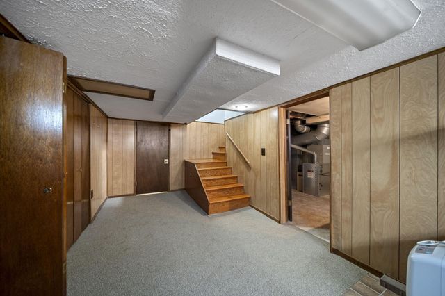 664 Brookside Drive, Columbus, OH 43209