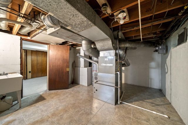 664 Brookside Drive, Columbus, OH 43209