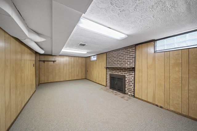 664 Brookside Drive, Columbus, OH 43209