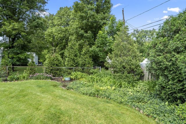 664 Brookside Drive, Columbus, OH 43209