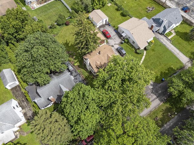 664 Brookside Drive, Columbus, OH 43209