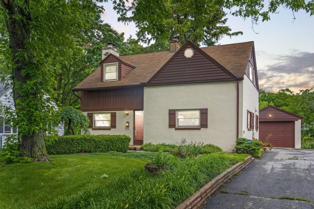 664 Brookside Drive, Columbus, OH 43209