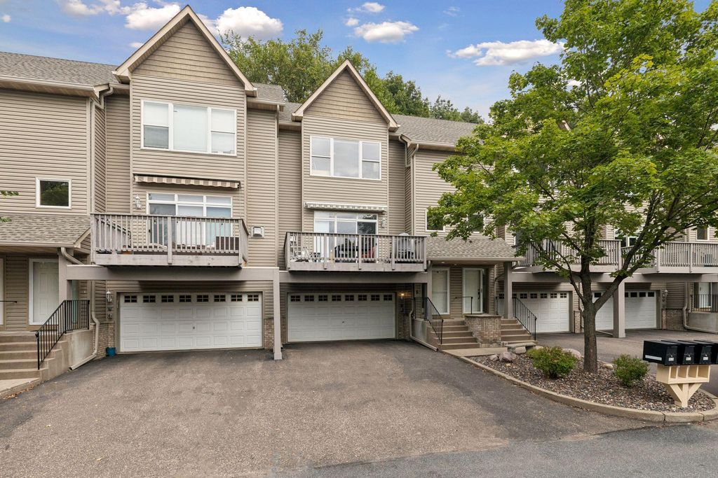 9820 Cove Drive, Minnetonka, MN 55305 — photo 2