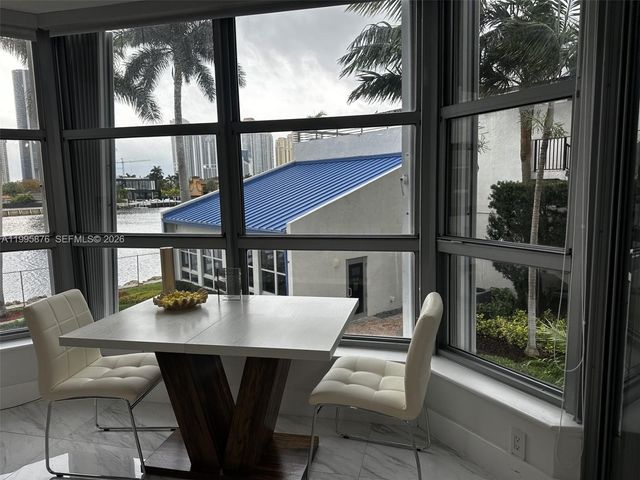 19195 NE 36th Ct 201, Aventura, FL 33180