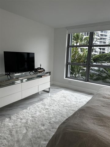 19195 NE 36th Ct 201, Aventura, FL 33180