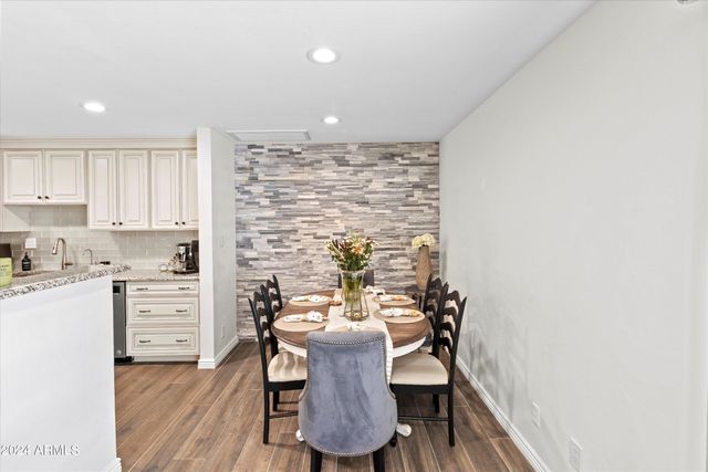 3416 E AMELIA Avenue, Phoenix, AZ 85018