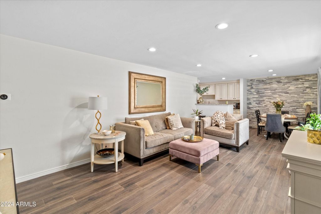 3416 E AMELIA Avenue, Phoenix, AZ 85018