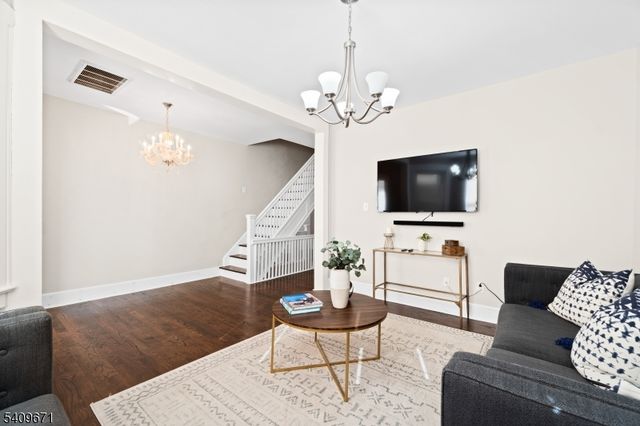 33 Mapes Ave 2, Newark City, NJ 07112