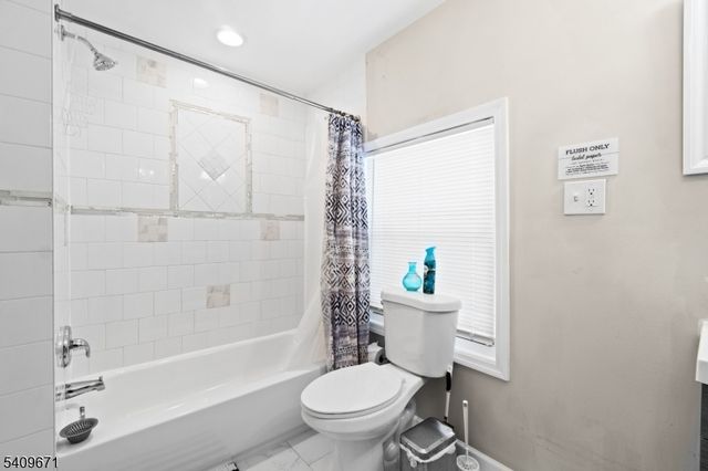 33 Mapes Ave 2, Newark City, NJ 07112