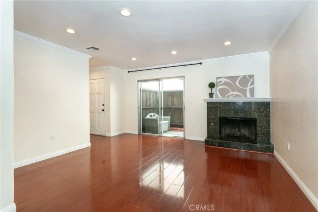 938 Huntington K, Duarte, CA 91010