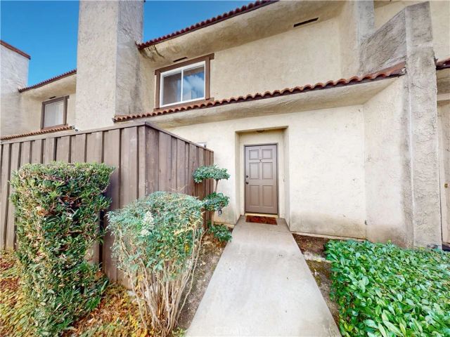 938 Huntington K, Duarte, CA 91010