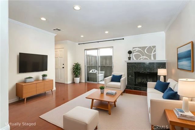 938 Huntington K, Duarte, CA 91010