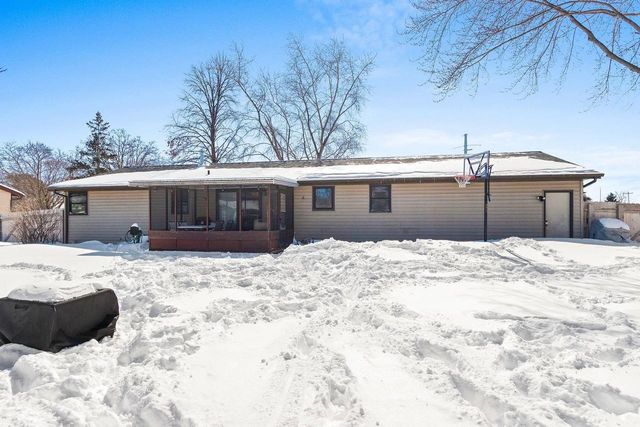 1793 MAC LANE, Green Bay, WI 54311