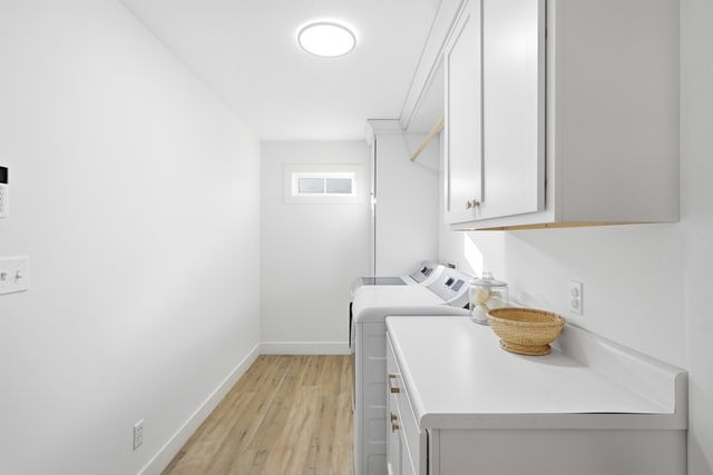 2025 RANDOM RDG, Columbia, MO 65201