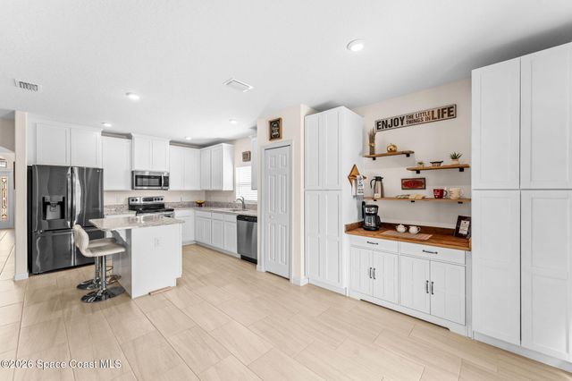 4049 Alligator Flag Circle, West Melbourne, FL 32904