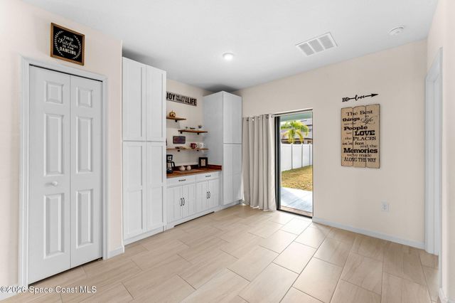 4049 Alligator Flag Circle, West Melbourne, FL 32904