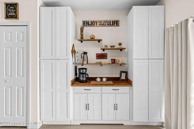 4049 Alligator Flag Circle, West Melbourne, FL 32904