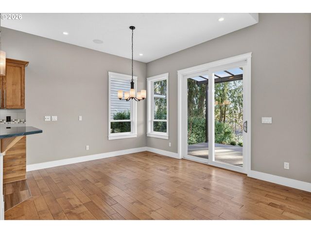 32092 Sw WILLAMETTE Way, Wilsonville, OR 97070