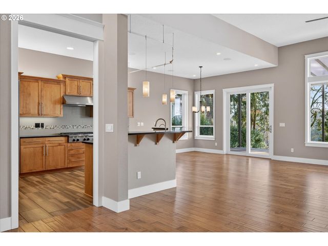 32092 Sw WILLAMETTE Way, Wilsonville, OR 97070