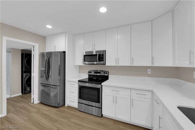 710 Tam O Shanter, Las Vegas, NV 89109