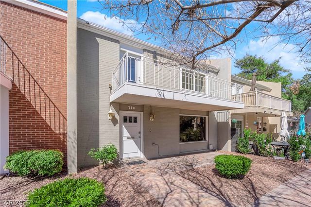 710 Tam O Shanter, Las Vegas, NV 89109