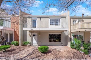 710 Tam O Shanter, Las Vegas, NV 89109