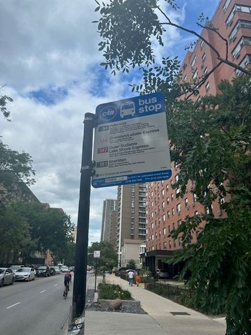 5757 N Sheridan Road 18J, Chicago, IL 60660