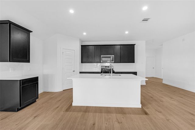 1342 Isola Bella Drive, Richmond, TX 77406