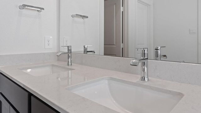 1342 Isola Bella Drive, Richmond, TX 77406