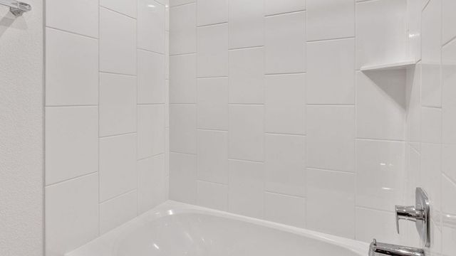 1342 Isola Bella Drive, Richmond, TX 77406