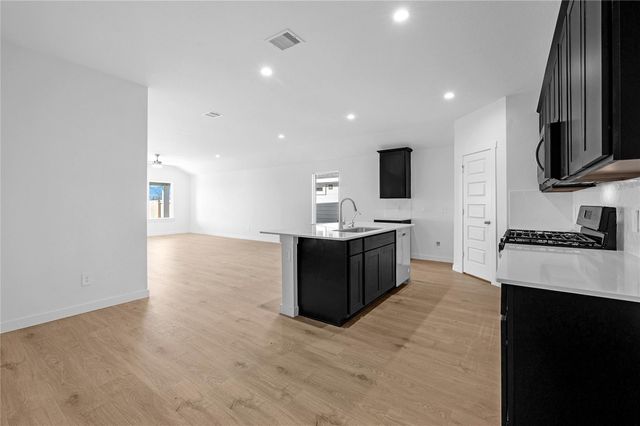 1342 Isola Bella Drive, Richmond, TX 77406