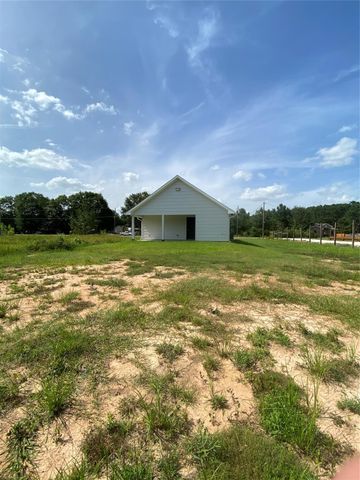 56 County Road 3404, Cleveland, TX 77327