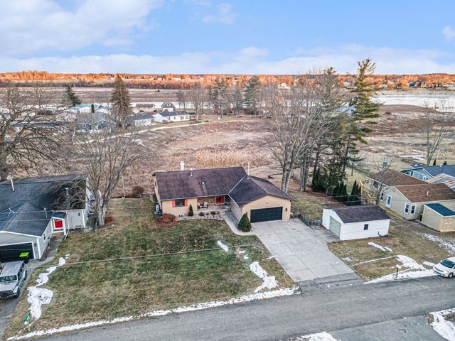 5505 Red Oak Drive, Beaverton, MI 48612