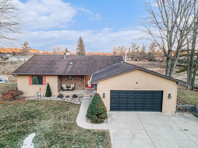 5505 Red Oak Drive, Beaverton, MI 48612