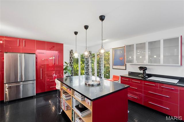 13078 Ferntrails Lane, Creve Coeur, MO 63141