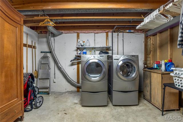 13078 Ferntrails Lane, Creve Coeur, MO 63141