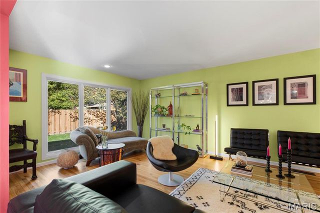 13078 Ferntrails Lane, Creve Coeur, MO 63141