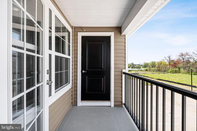 2307 PRINCE HALL DR, Pennington, NJ 08534