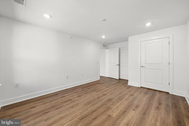 2307 PRINCE HALL DR, Pennington, NJ 08534