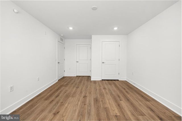 2307 PRINCE HALL DR, Pennington, NJ 08534