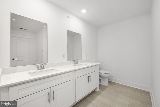 2307 PRINCE HALL DR, Pennington, NJ 08534