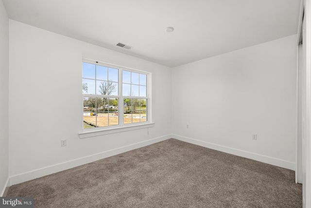2307 PRINCE HALL DR, Pennington, NJ 08534