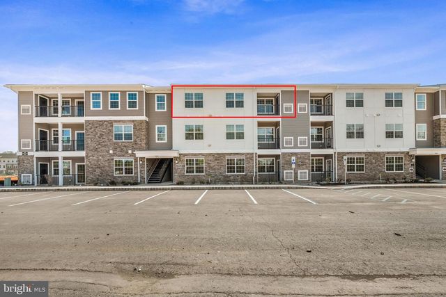 2307 PRINCE HALL DR, Pennington, NJ 08534