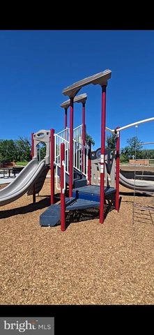 2307 PRINCE HALL DR, Pennington, NJ 08534