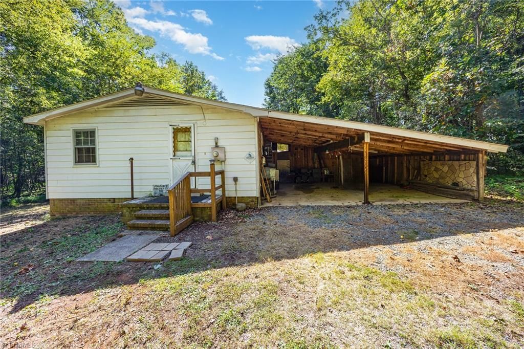 3145 NC Highway 62 E, Liberty, NC 27298