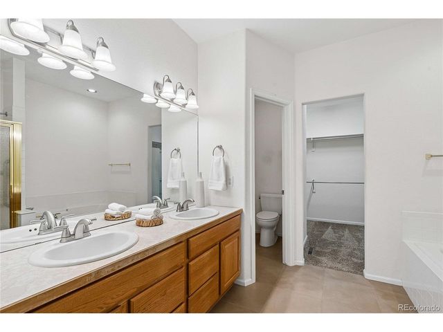 483 Clubhouse Ct, Loveland, CO 80537