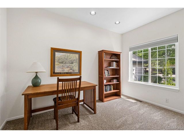 483 Clubhouse Ct, Loveland, CO 80537