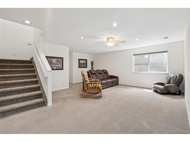 483 Clubhouse Ct, Loveland, CO 80537